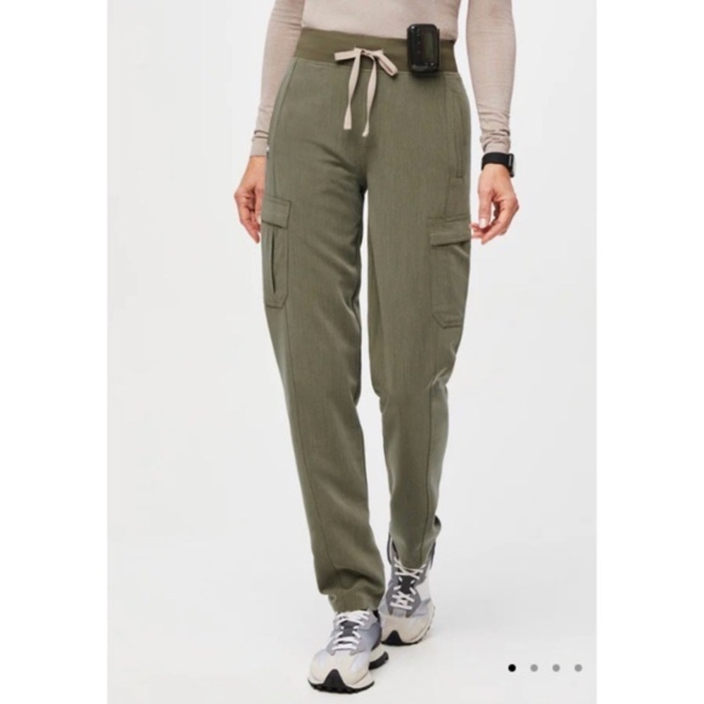 FIGS Scrub Bottoms Medium Tall